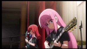 Маленькие аниме девочки поют "Сельский туалет"