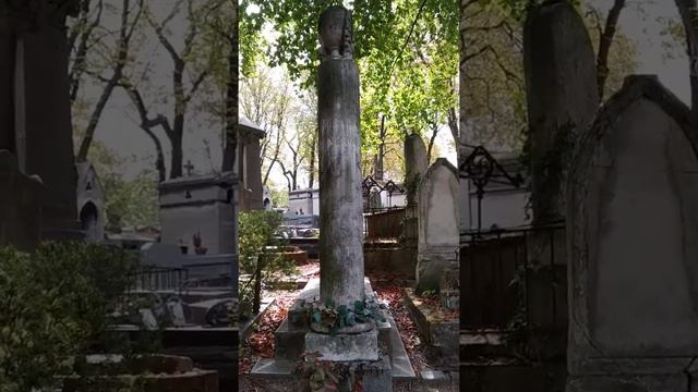 Cimetière du Père-Lachaise (拉雪兹神父公墓)