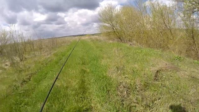 Ловля голавля и жереха весной на реке | Денис Вихров | Рыбалка 2022 смотреть онлайн