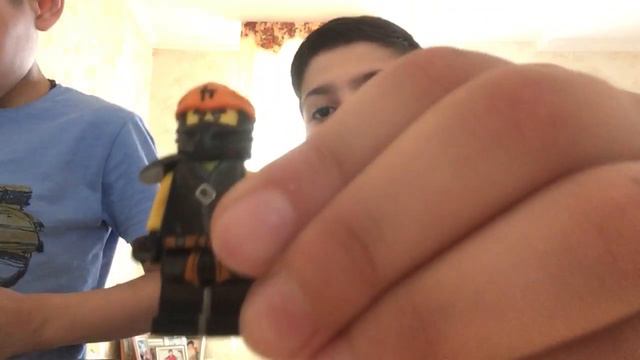 Обзор журнала Лего ниндзяго Коул с молотом смотреть онлайн