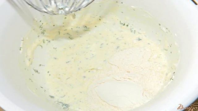 Сырная лепешка на сковороде