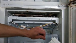 Холодильник Индезит. Ноу-фрост.