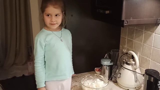 Готовим очень вкусный и простой сметанный пирог дома.