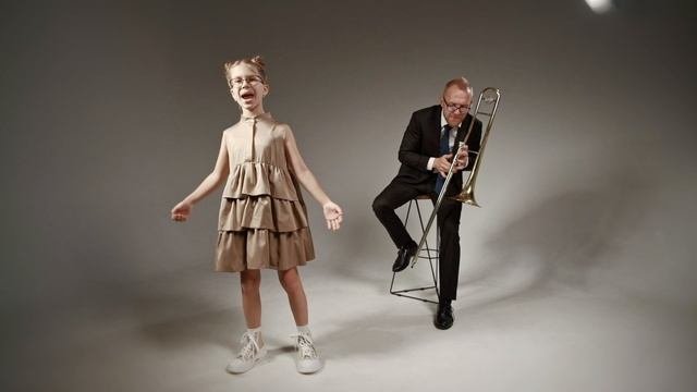 Price Tag (cover By Miroslava Strezhneva).mp4