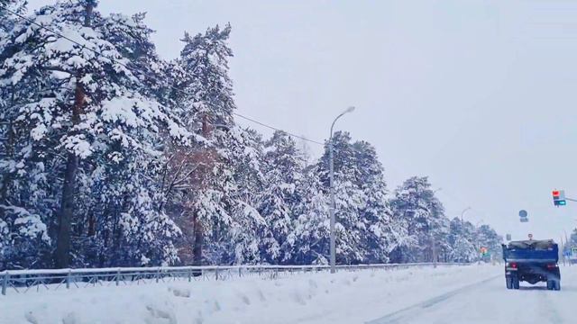 Пробуждение города 1 января 2024 года к обеду. смотреть онлайн