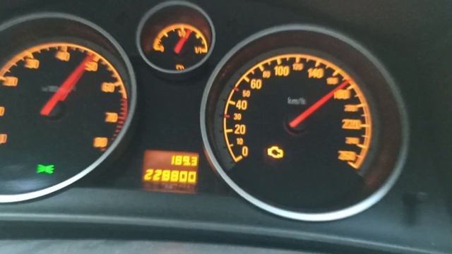 Astra H 1.6 бензин. Разгон до максималки смотреть онлайн