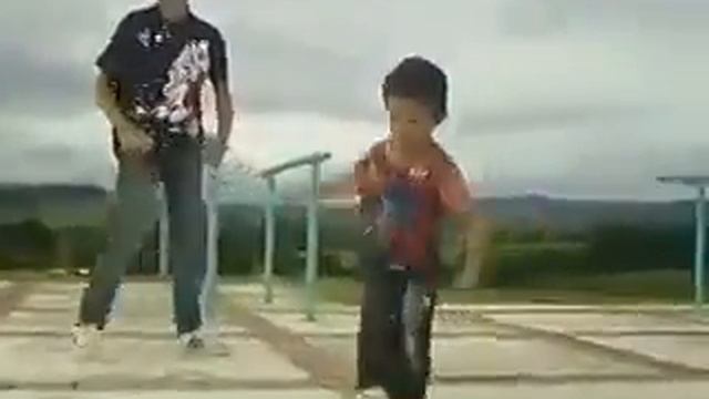 это видео в инете набрало 22 милиона за 2 дня смотреть онлайн