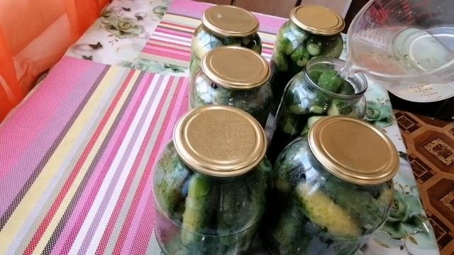 Рецепт маринованных огурчиков.