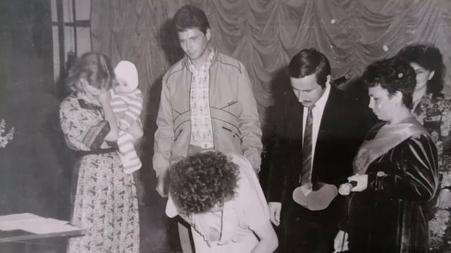 Проект "Листая старый наш альбом" смотреть онлайн