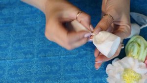 Роза из салфетки