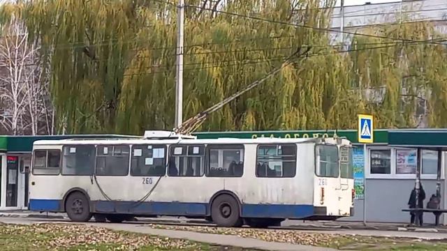 Троллейбус ЗиУ-682г./Автобусы ПАЗ-32052:272, 260, 15./г.Балаково смотреть онлайн