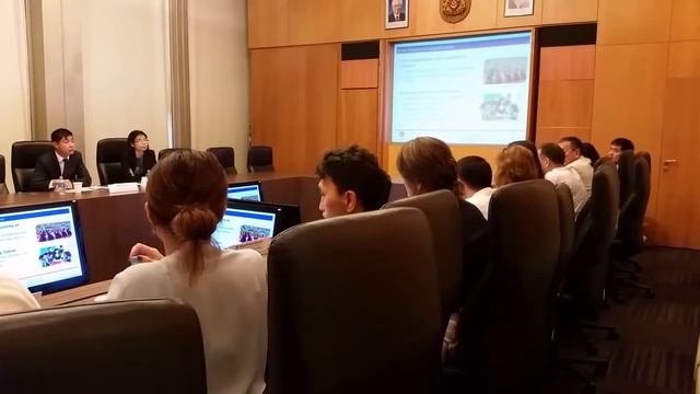 Встреча в министерстве образования Сингапура, часть 1 2 смотреть онлайн