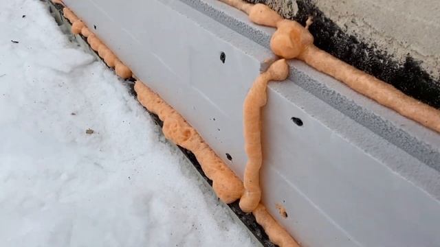 Летняя монтажная пена зимой. Проверил. смотреть онлайн