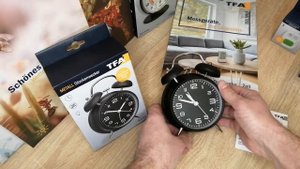 Настольные часы с будильником TFA 60102501