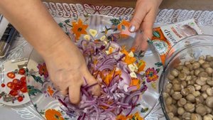 МОРКОВЬ С ШАМПИНЬОНАМИ ПО-КОРЕЙСКИ