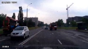 Грузовик с металлоломом