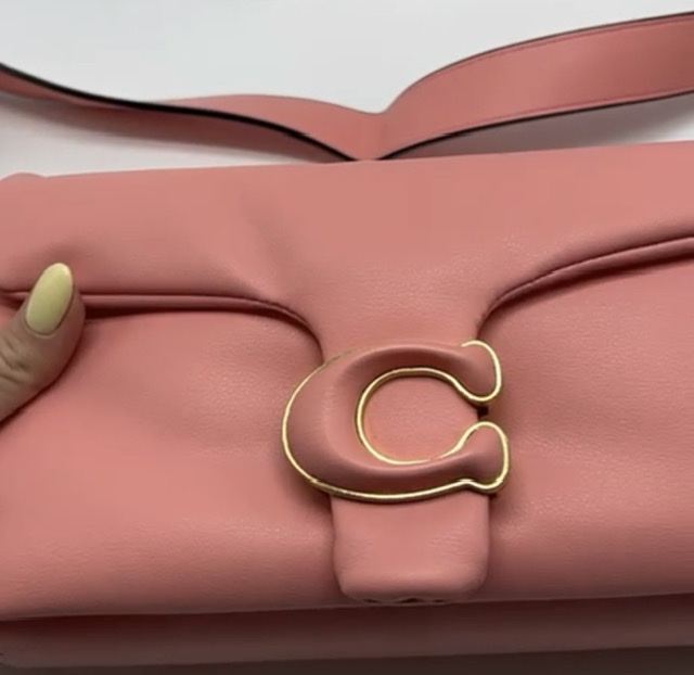 Сумка Coach дутик смотреть онлайн