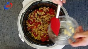 Мультиварка-скороварка. Овощное рагу с фасолью и куриной грудкой в ARC–QDL-514D