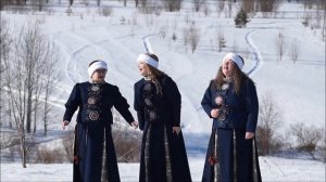 Люди мы Севера  -  Ансамбль "Гуляночка"