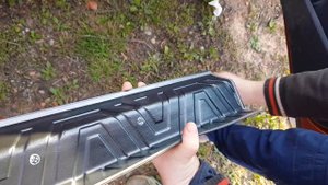 Как приклеить Накладки на пороги дверей Фольксваген Поло