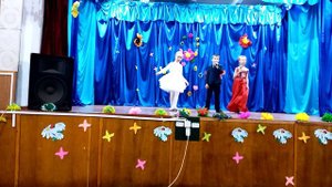 Песня "Роза белая, роза алая..." (08.03.2020)