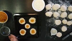 Рецепт домашних ватрушек / как приготовить ватрушки с повидлом