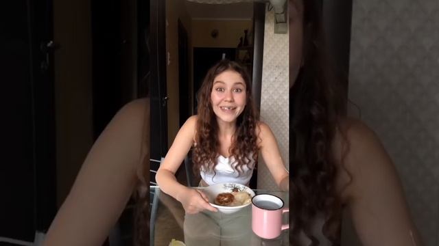 ВЕЩИ, КОТОРЫЕ БЕСЯТ ДЕВУШЕК НА СВИДАНИИ смотреть онлайн