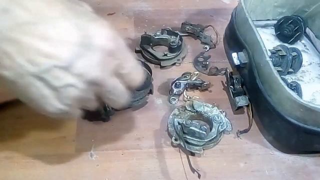 Добываю серебро из автомобильного хлама