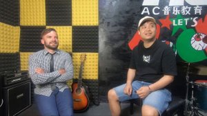 Китайцы поют русские ХИТЫ!