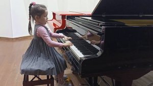 Д. Штейбельт - Сонатина до-мажор, исполняет Елизавета Руденко. 6 лет.