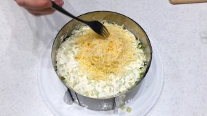 ИДЕАЛЬНЫЙ Салат с ПЕЧЕНЬЮ ТРЕСКИ ? Салат СЛОЁНЫЙ из СССР | ТОЖЕ ВКУСНО