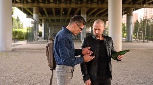 Испытываем сахарные бутылки для трюков.