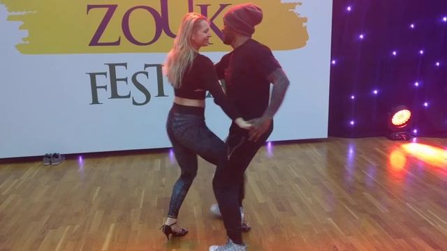 WZF2018: Joanna & William - Spinning techniques Demo ~ video by Zouk Soul смотреть онлайн