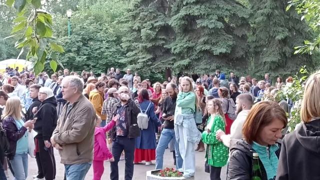 Ural Music Night Ночь музыки Екатеринбург Фолк-карнавал Танец зрителей под неофолк дуэт Обряд