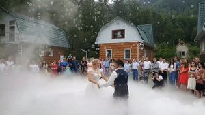 Тяжелый дым на свадьбу в горах барнаула, тамада ведущий Максим Кириленко
