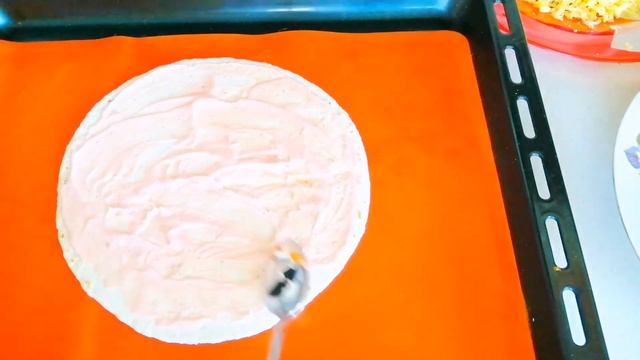 Пицца, основой которой являются готовые лепешки - тортильи /Быстро, просто и очень вкусно смотреть онлайн