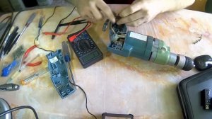 Дрель советская в ремонте.