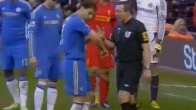 УКУС СУАРЕСА Суарез Укусил Кьеллини Италия Уругвай Матч ЧМ по Футболу 2014 смотреть онлайн