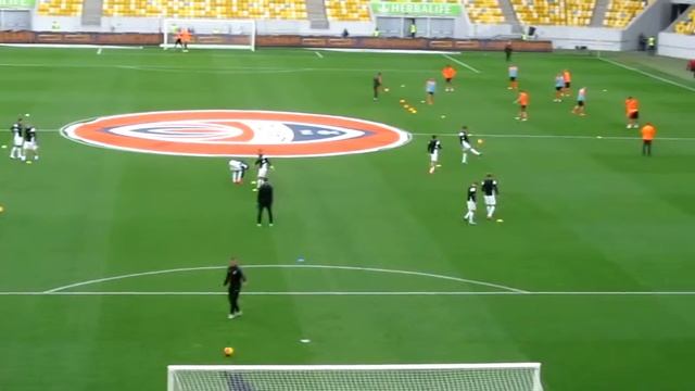 Разминка футболистов Александрии перед ответным матчем Шахтер : Александрия, часть 3. смотреть онлайн