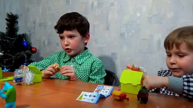 Корпорация монстров игрушка с лизуном /monsters university slimy figures смотреть онлайн