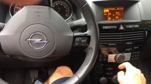 Opel Astra H  не заходит в настройки даты...