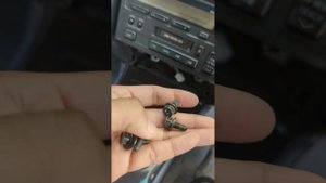 Removing Stereo from 1997 Toyota Crown JZS151