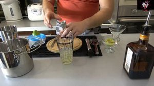 ОЧЕНЬ ВКУСНО! Ликёр КУАНТРО ЛАЙМ!!! классный коктейль КУАНТРОТИНИ!!!