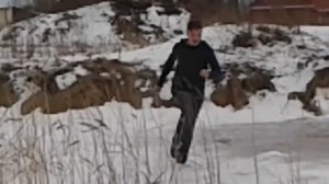 Босиком зимой !!! По льду !!!! Лёд треснул!!!!