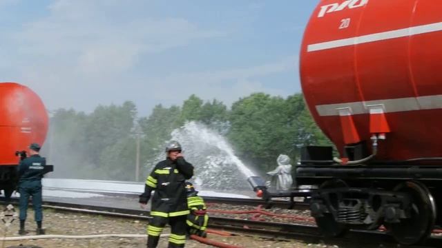Под Смоленском разыграли крушение поезда