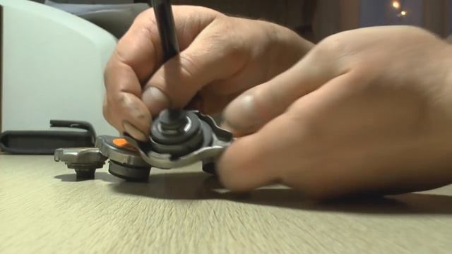 Крышка радиатора.  Устройство крышки и её назначение.