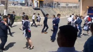 вальс Последний звонок в  школе при Посольстве России в Монголии 24 мая 2018 года