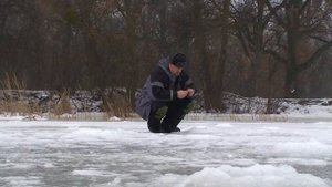 Зимняя рыбалка на мормышку муравей  Ловля на мормышку  Самая уловистая снасть