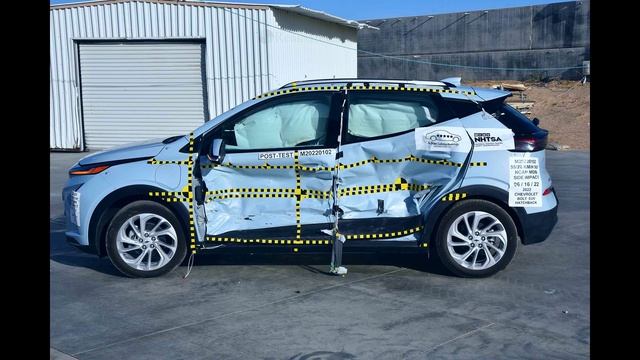 Chevrolet Bolt EUV Crash Tests (2022) [Front, Side, Side-Pole]