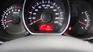 KIA RIO 2017 г.(приборная панель, момент запуска двигателя)